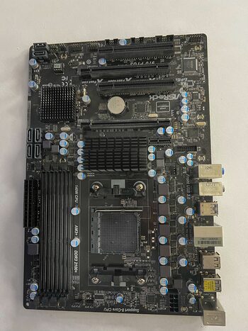 ASRock 970 Pro3 R2.0 AMD 970 ATX DDR3 AM3+ 2 x PCI-E x16 Slots Motherboard