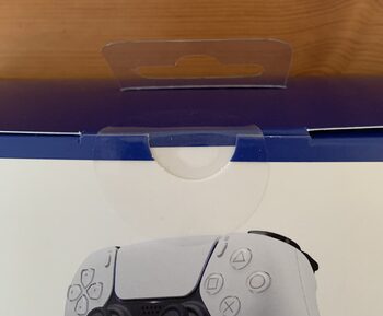 Mando DualSense PS5 Blanco V1 + Llavero Persona 3 Reload. PRECINTADO for sale