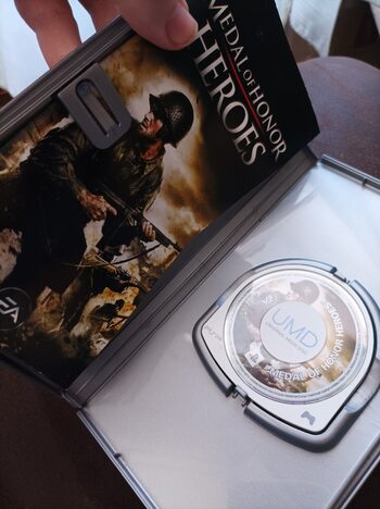 Buy Medal of Honor: Heroes PSP