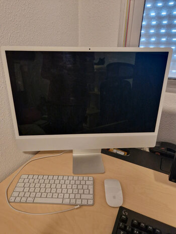 Get Apple iMac Apple M3/8GB/256GB SSD/8 Núcleos GPU/24" 4.5K Retina Plata