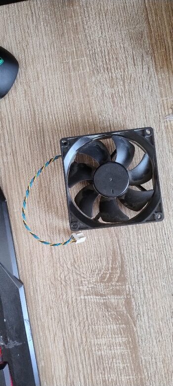 pc fan AVC 