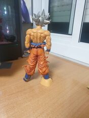 Buy Figura Goku UI