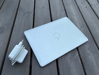 Macbook air 13 2015 i5 