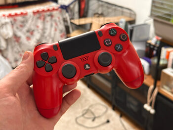 Sony Playstation Dualshock 4 Red Controller / Pultelis