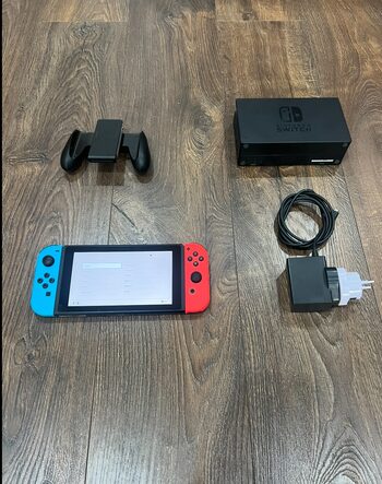 Nintendo Switch, Blue & Red, 32GB