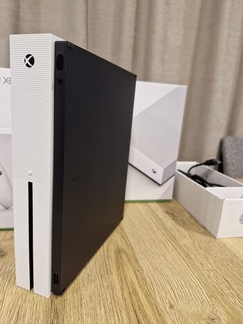 Xbox One S+2 pultai+ žaidimai 