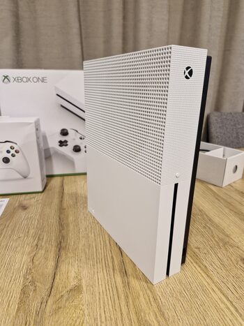 Xbox One S+2 pultai+ žaidimai 