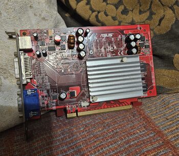 Asus radeon x1300 128mb