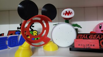 Expositor para Alexa Echo Dot 3 con diseño de Mickey