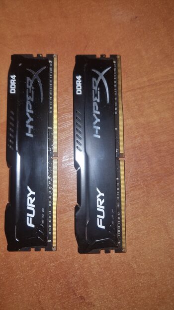 Kingston HyperX Fury 16 GB (2 x 8 GB) DDR4-2400 Red PC RAM