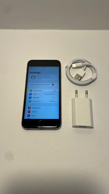 Apple iPhone 6s 16GB Space Gray