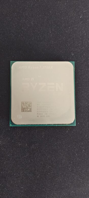 AMD Ryzen 7 3700X 3.6-4.4 GHz AM4 8-Core CPU