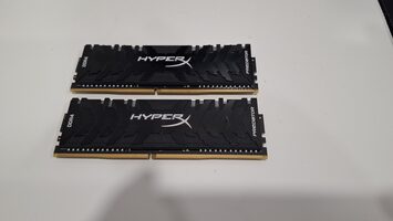 Kingston HyperX Predator RGB 16 GB (2 x 8 GB) DDR4-3200 Black / Silver PC RAM