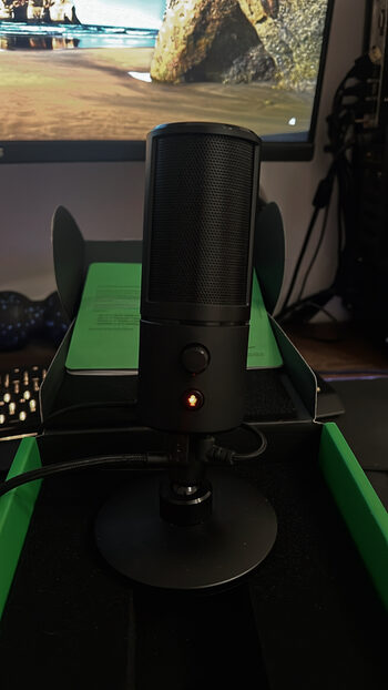 Mikrofonas Razer Seiren X 