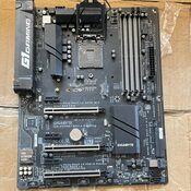 Gigabyte GA-Z170X-Ultra Gaming Intel Z170 ATX DDR4 LGA1151 3 x PCI-E x16 Slots Motherboard