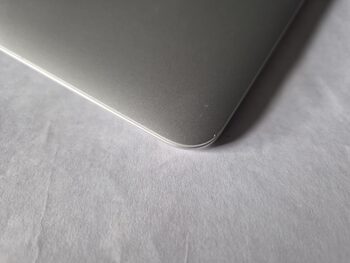 MacBook Air (13-inch, 2017) 1.8GHz 8GB RAM 179CC