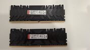 Kingston HyperX Predator RGB 16 GB (2 x 8 GB) DDR4-3200 Black / Silver PC RAM