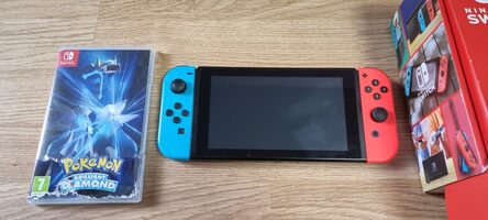 Nintendo Switch pilnas komplektas plius žaidimas 