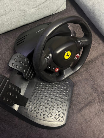 Thrustmaster Ferrari 485 Vairas + pedalai!