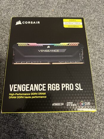 Corsair Vengeance RGB Pro SL 32 GB (2 x 16 GB) DDR4-3600 Black PC RAM