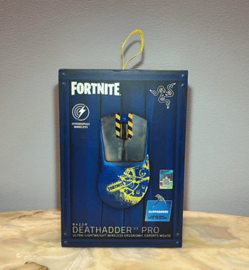 Razer DeathAdder V3 Pro Belaidė pelytė – Fortnite Edition