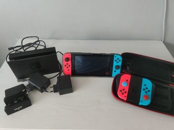 Nintendo Switch, Blue & Red, 32GB