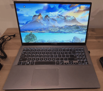 Asus VivoBook R564J