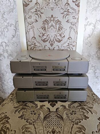 Get Playstation 1 konsolės