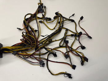 Qoltec 1600W 80PLUS GOLD for sale