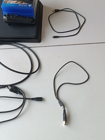 PS4 + Juegos