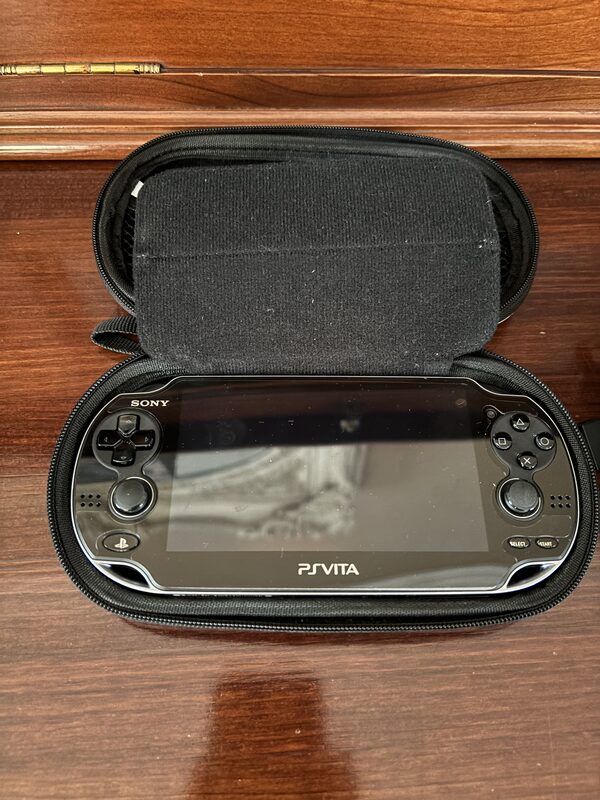 PS Vita Black