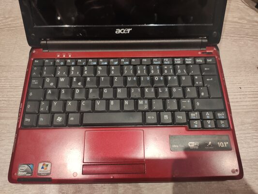 Acer Aspire one ZG8 for sale