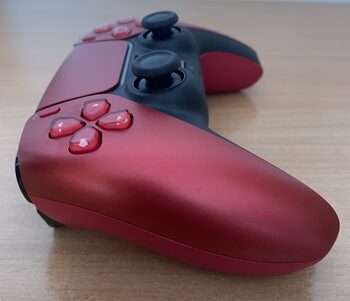 Get Mando DualSense PS5 Volcanic Red. COMO NUEVO.