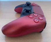 Mando DualSense PS5 Volcanic Red. COMO NUEVO.