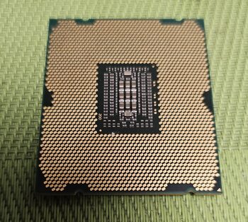 Intel Xeon E5-2640 2.5-3.0 GHz LGA2011 6-Core CPU