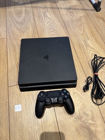 PlayStation 4 Slim, Black, 1TB