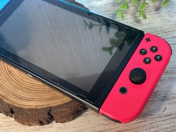 Redeem Nintendo Switch con accesorios