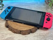 Nintendo Switch con accesorios