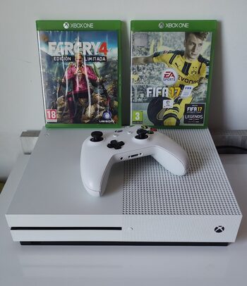 Xbox One S + Mando + 2 Videojuegos