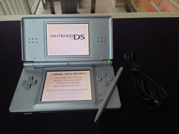 Nintendo DS lite in online silver