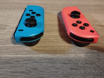 Nintendo Switch, Blue & Red, 32GB