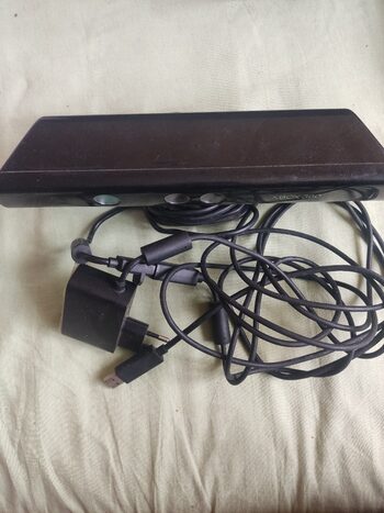 Xbox 360 kinect kamera su prailgintoju 