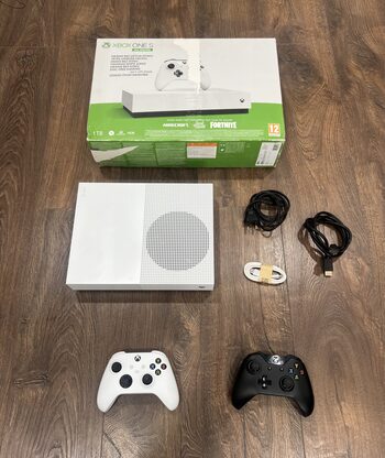 Xbox One S All-Digital, White, 1TB/2 pultai/Daug žaidimu