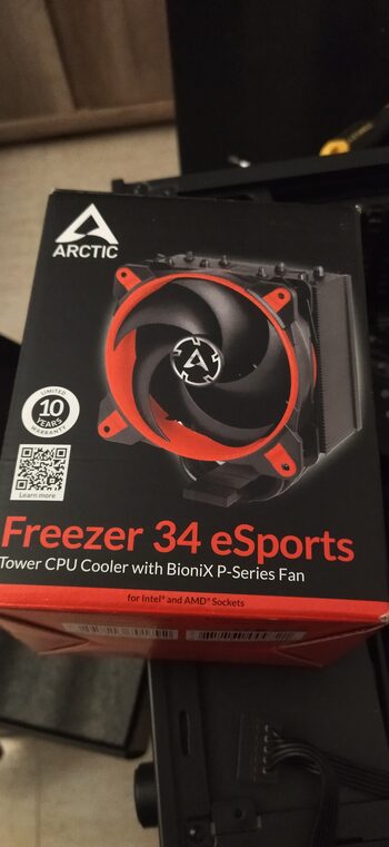 ARCTIC Freezer 34 eSports 200-2100 RPM CPU Cooler