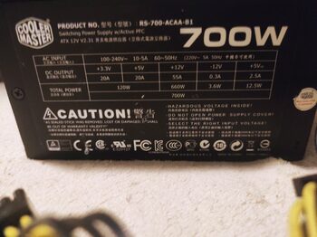 Fuente Cooler Master 700W