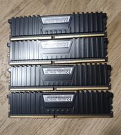 Corsair Vengeance LPX 16 GB (4 x 4 GB) DDR4-2133 Black PC RAM