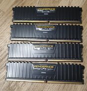 Corsair Vengeance LPX 16 GB (4 x 4 GB) DDR4-2133 Black PC RAM