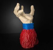  Soporte de Mando – Mano de Goku SSJ4 (Dragon Ball GT)  for sale