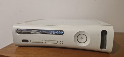 Atrištas Xbox 360, White, 60GB
