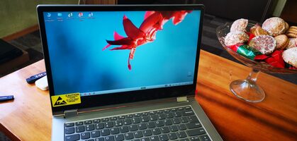 Yoga i5 8th/14"ips Touchsreen/8gb Ddr4/SSD nvme for sale